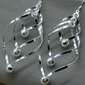 Elegant Silver Leaf Earrings